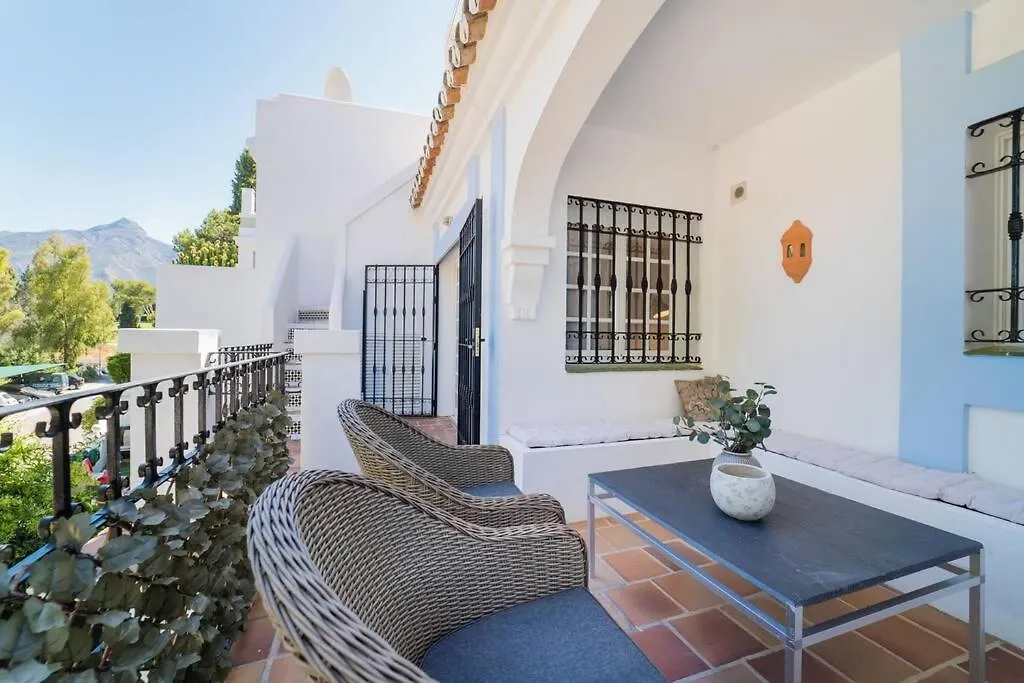 Aloha Pueblo Beautiful Apartment With Roof-Terrace Next To Aloha Golf Marbella Espanha